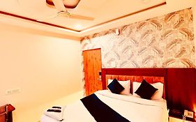Hotel Eagle Grand Airport Zone